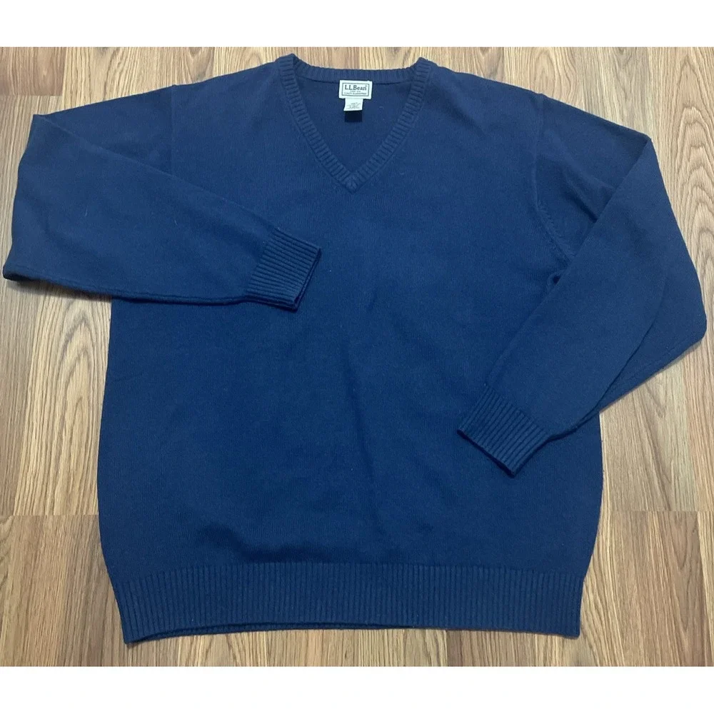 L.L. Bean Sweater Mens Large Tall Lambswool V-Neck Navy Pullover